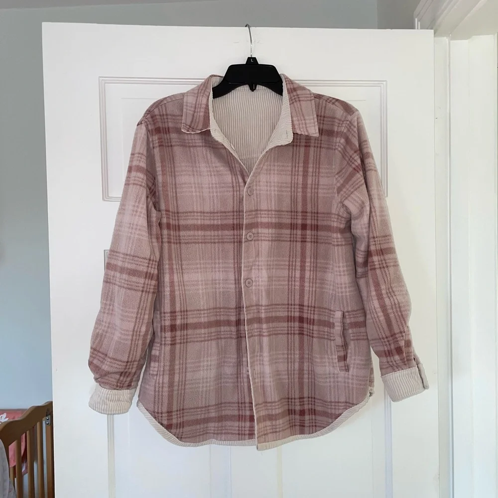 Shacket - Picture 3 of 5